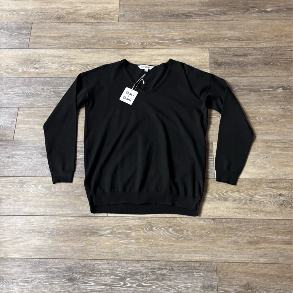 Davi & Dani Sweater Top Sz L Black Capsule Basic Classic Office Minimalist NWT